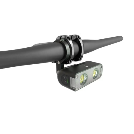 SPREDNJA LUČ SPECIALIZED FLUX 850