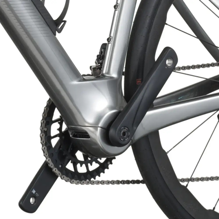ELEKTRIČNO CESTNO KOLO SCOTT FASTLANE PREMIUM 2026 chrome silver