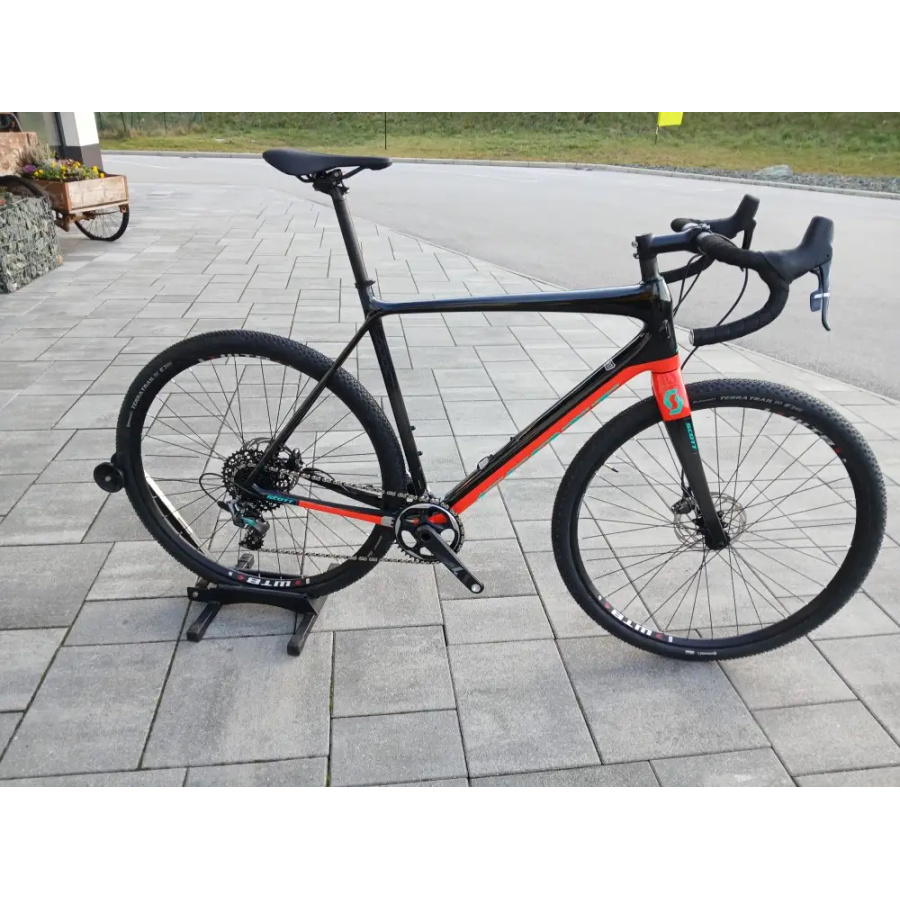 GRAVEL KOLO SCOTT ADDICT 10 KUST črna/oranžna