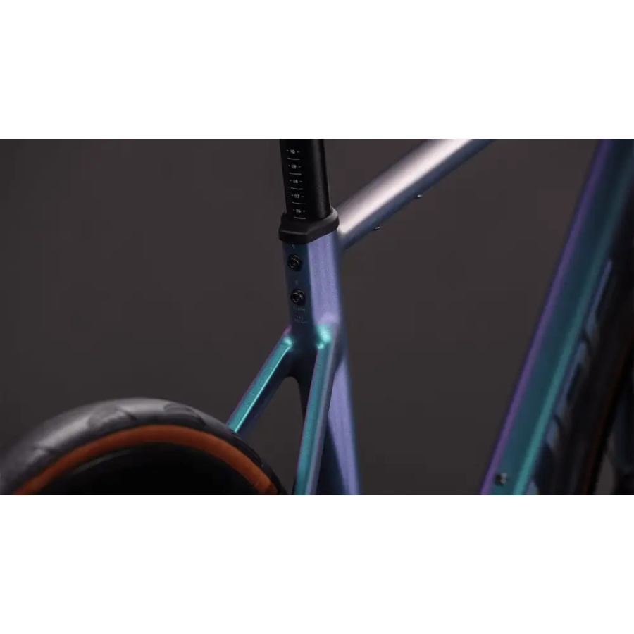 CESTNO KOLO CUBE ATTAIN SLX 2026 smaragdgrey’n’prism