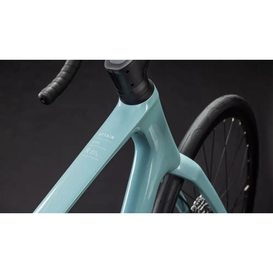 CESTNO KOLO CUBE ATTAIN C:62 RACE 2026 skylightblue´n´cyan
