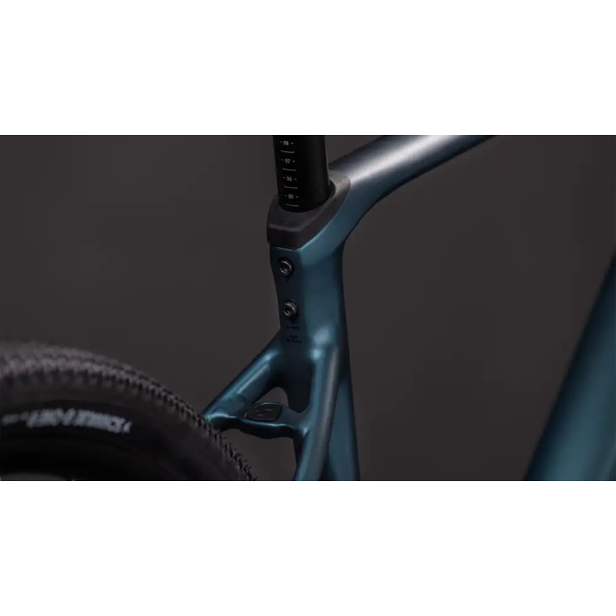 GRAVEL KOLO CUBE NUROAD RACE 2026 royalgreen´n´black