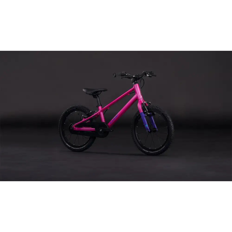 OTROŠKO KOLO CUBE NUMOVE 160 2026 16 fucsia´n´plum