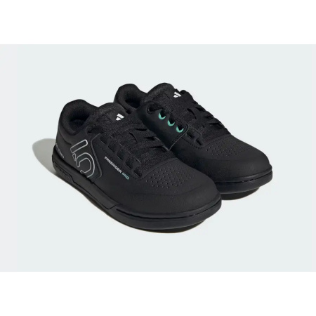 ŽENSKI KOLESARSKI ČEVLJI FIVETEN FREERIDER PRO core black/crystal white/acid mint