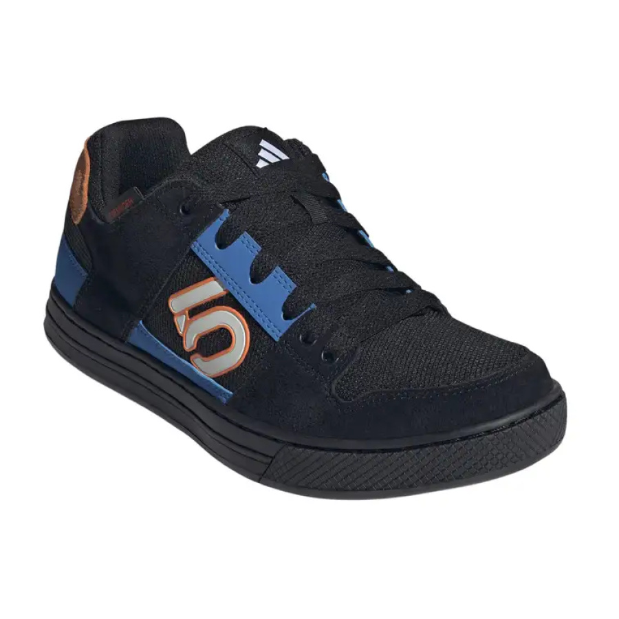 KOLESARSKI ČEVLJI FIVETEN FREERIDER core black/owhite/ray blue