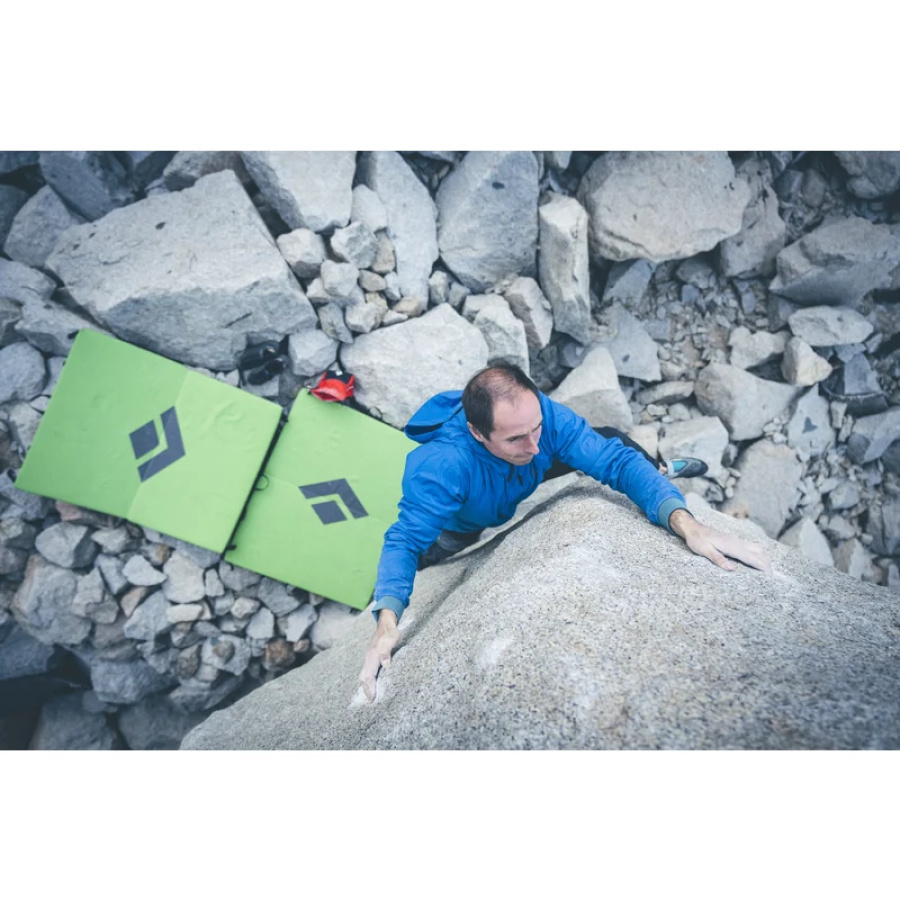 Bouldering blazina Black Diamond Erratic Vibrant green - uporaba v praksi 2