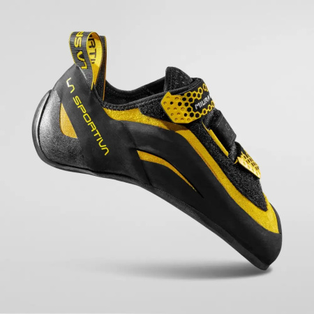 PLEZALNI ČEVLJI LA SPORTIVA MIURA VS  Black/yellow