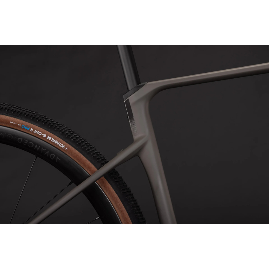 Gravel kolo CUBE Nuroad C:62 Pro 2027 Cedar'n'Stone - detajl 4