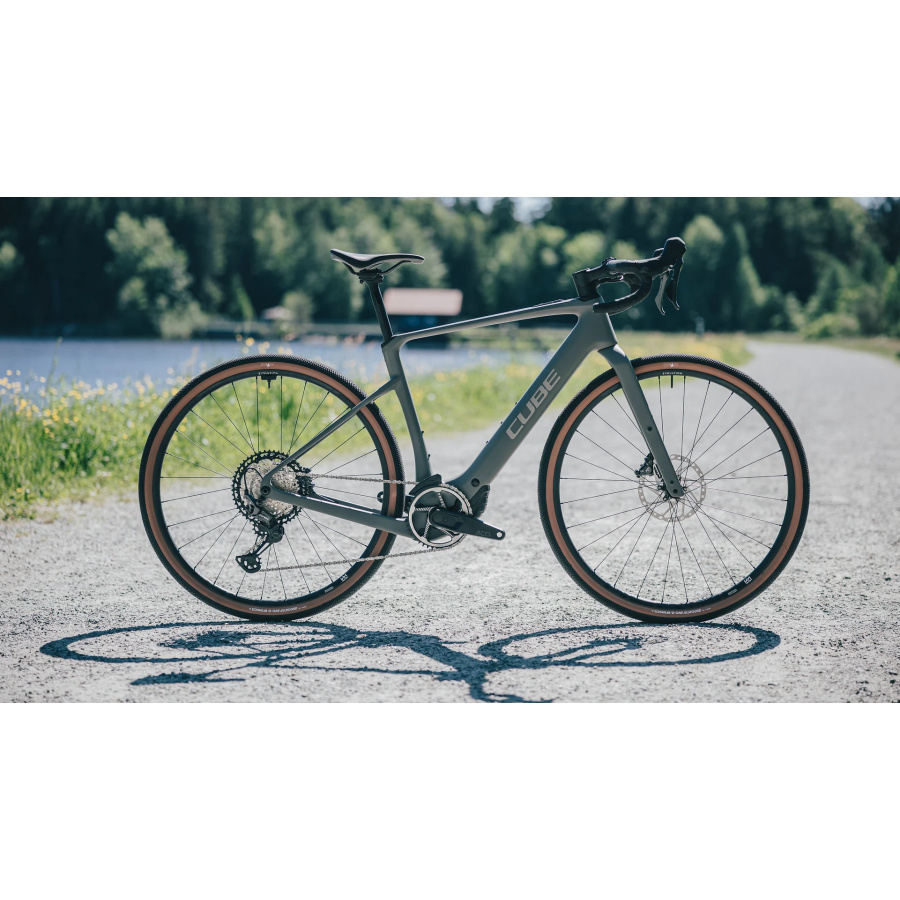CUBE Nuroad Hybrid C:62 Race 400X 2027 - pogled 11