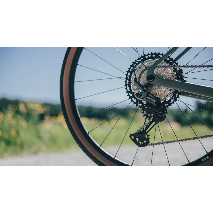 CUBE Nuroad Hybrid C:62 Race 400X 2027 - pogled 15