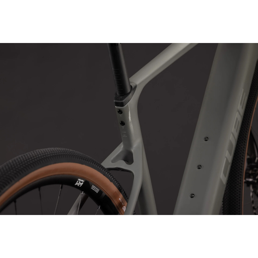 CUBE Nuroad Hybrid C:62 Race 400X 2027 - pogled 7