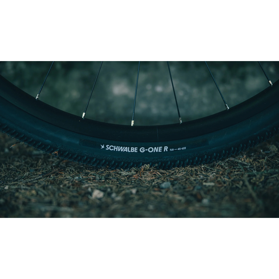 Gravel kolo CUBE Nuroad Race 2027 - detajl sedeža
