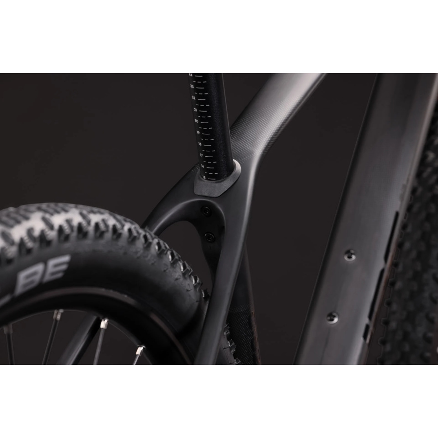CUBE Reaction C:62 Pro 2027 Blackline - detajl 2
