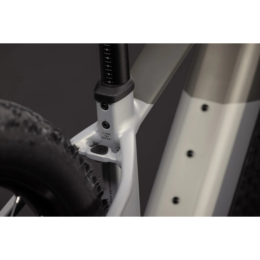 CUBE Reaction Hybrid ONE 720 2027 - detajl 3