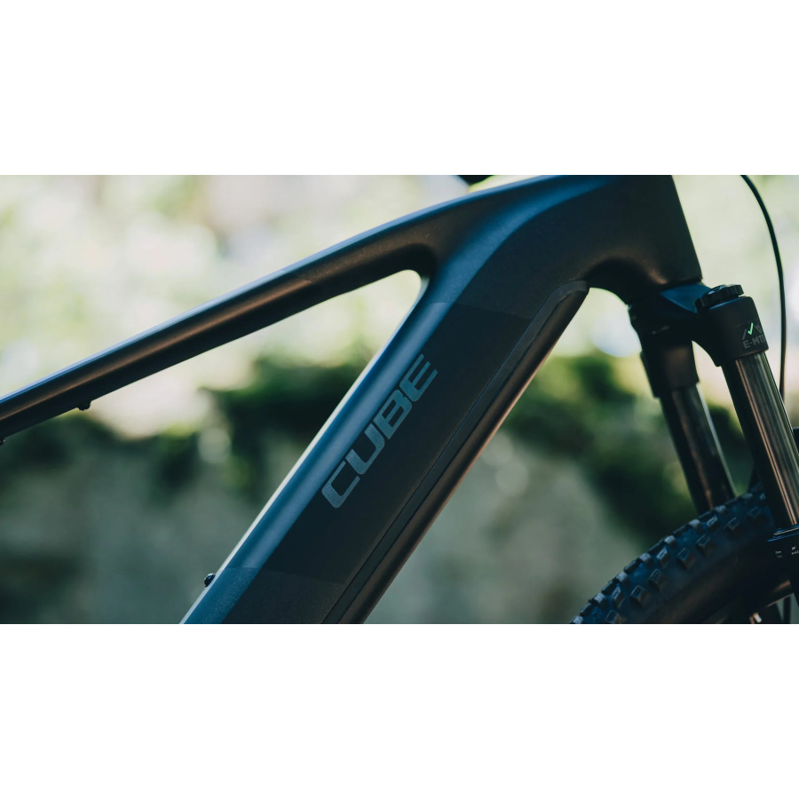 CUBE Reaction Hybrid Pro 800 2027 - pogled 15