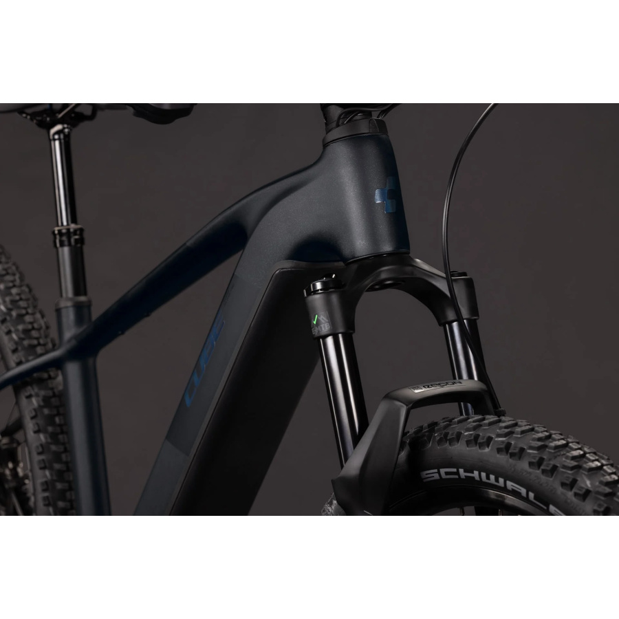 CUBE Reaction Hybrid Pro 800 2027 - pogled 9