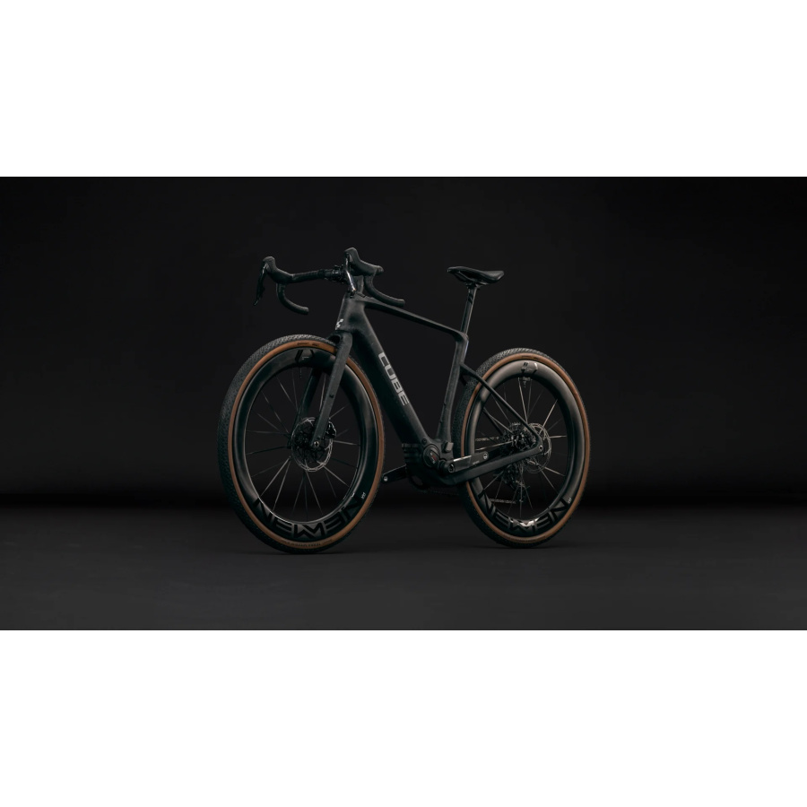 CUBE Nuroad Hybrid C:62 SLT 400X 2027 - pogled v akciji 3