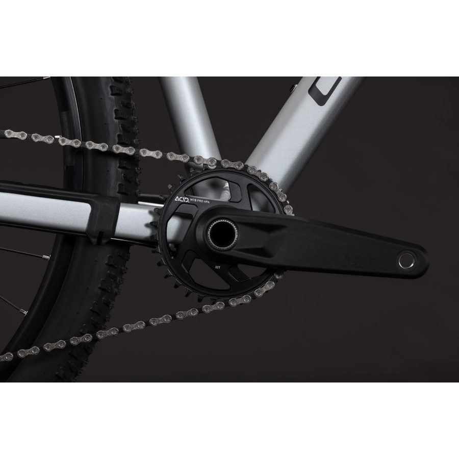 CUBE Reaction Pro 2027 Platinum'n'Black - detajl vilic
