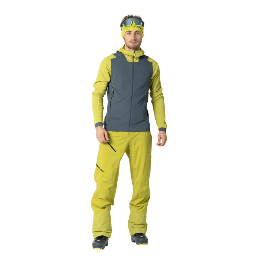 Moška tehnična flis jakna DYNAFIT Blacklight Thermal Hooded v barvi golden lime - na modelu