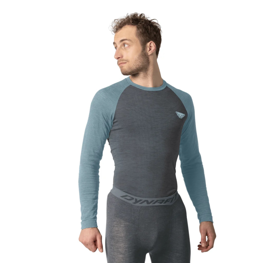 Moška aktivna majica DYNAFIT Tour Light Merino L/S v modri barvi - detajl