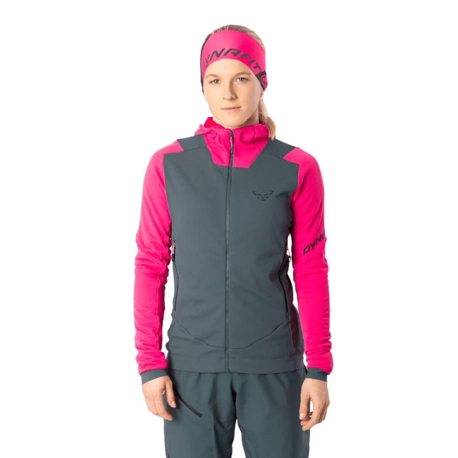 Ženska jakna Dynafit Blacklight Thermal Hooded Flamingo - pogled na modelu
