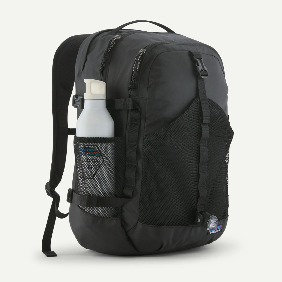Nahrbtnik Patagonia Refugio Day Pack 30L Black - detajl z lučko
