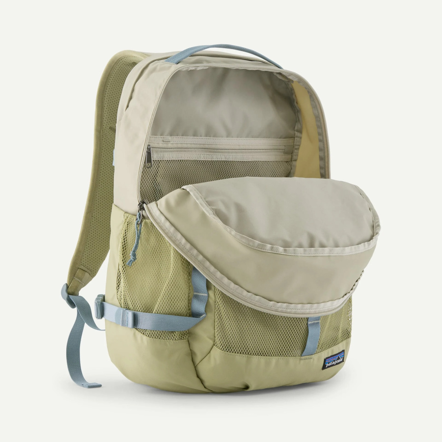 Nahrbtnik Patagonia Refugio Daypack 30L Weathered Stone - odprt