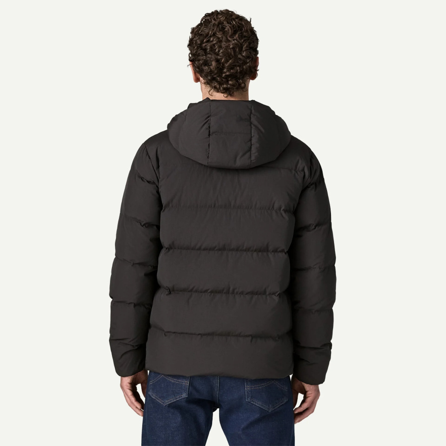Bunda Patagonia Sisar Down Hoody Black na modelu - pogled 7