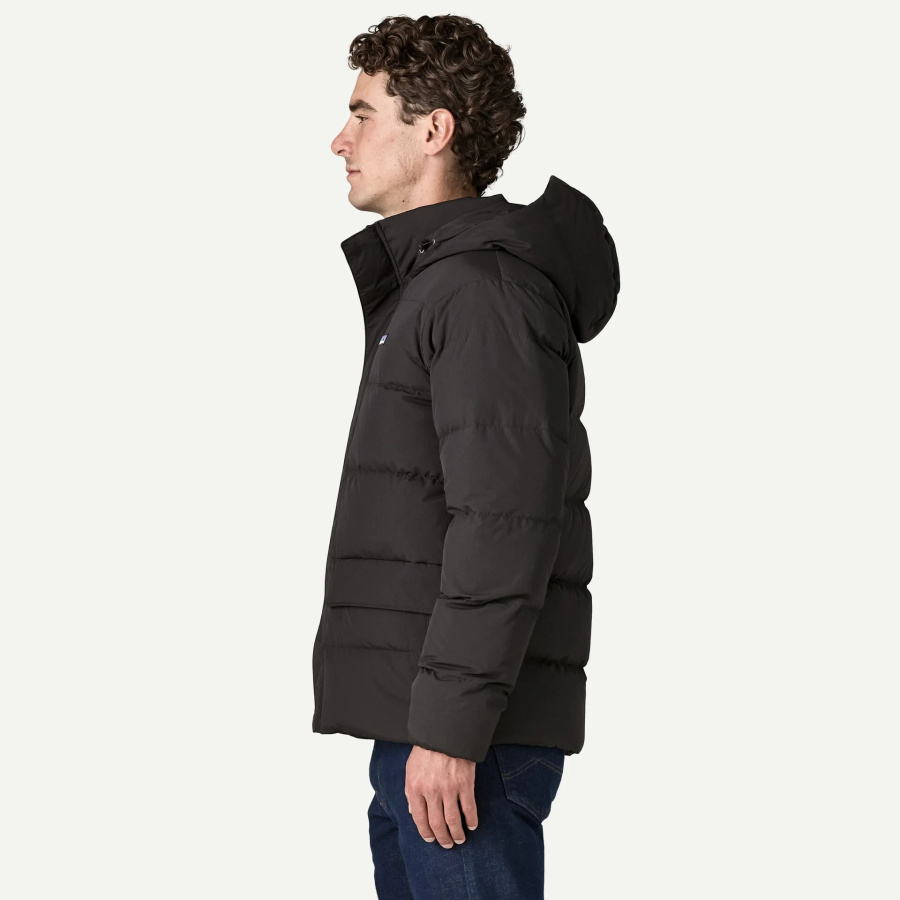Bunda Patagonia Sisar Down Hoody Black na modelu - pogled 9